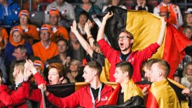 L'équipe belge célèbre une des médailles remportées lors d'EuroSkills